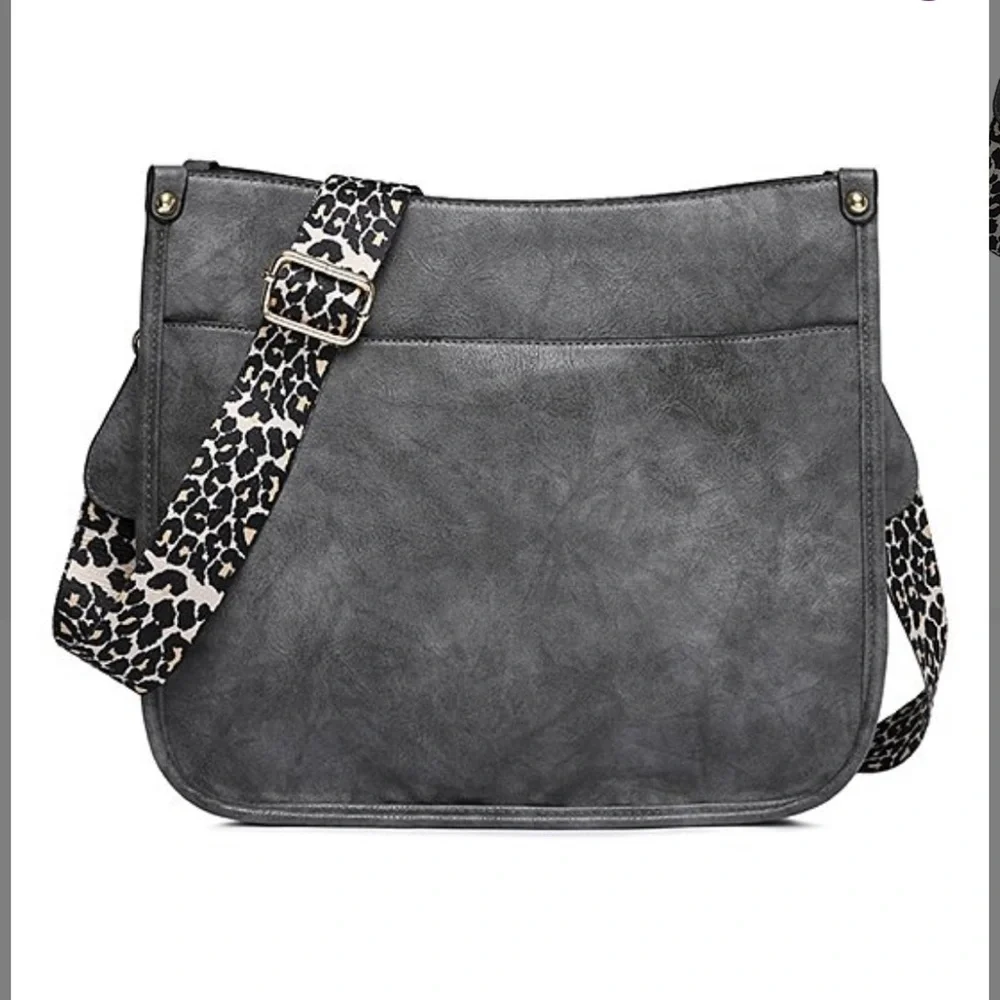 Leza Gray Commuter Bag - Picture 1 of 3